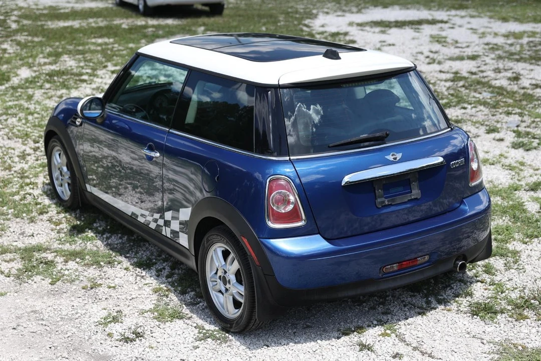 2013 Mini Mini 2nd Gen - Image 5 of 31
