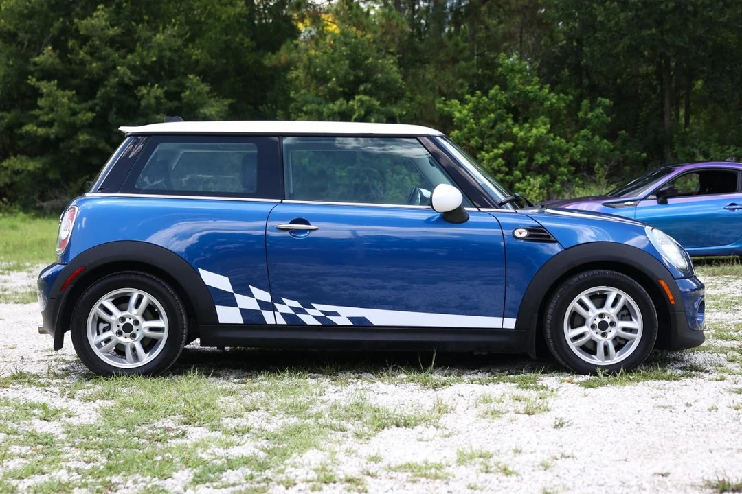 2013 Mini Mini 2nd Gen - Image 13 of 31
