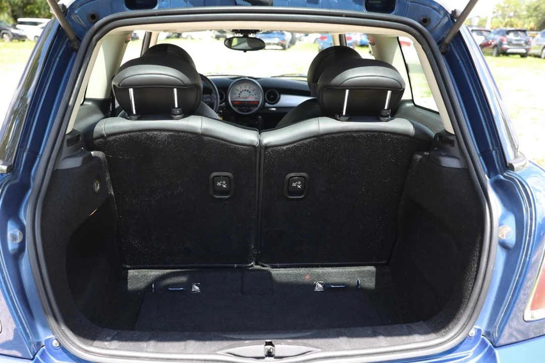 2013 Mini Mini 2nd Gen - Image 24 of 31