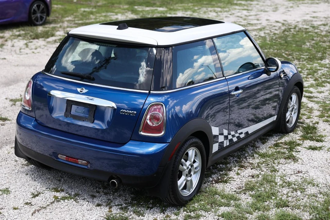 2013 Mini Mini 2nd Gen - Image 11 of 31