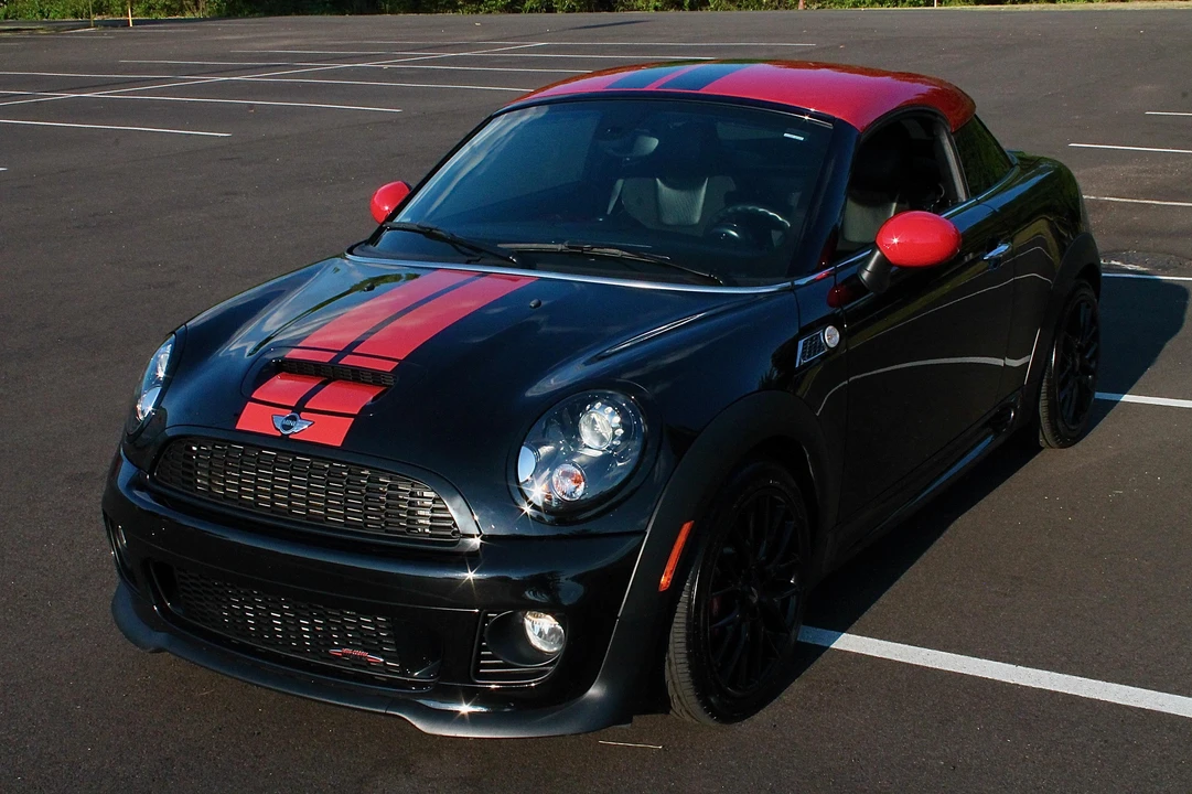 2013 Mini Coupe & Roadster - Image 10 of 24