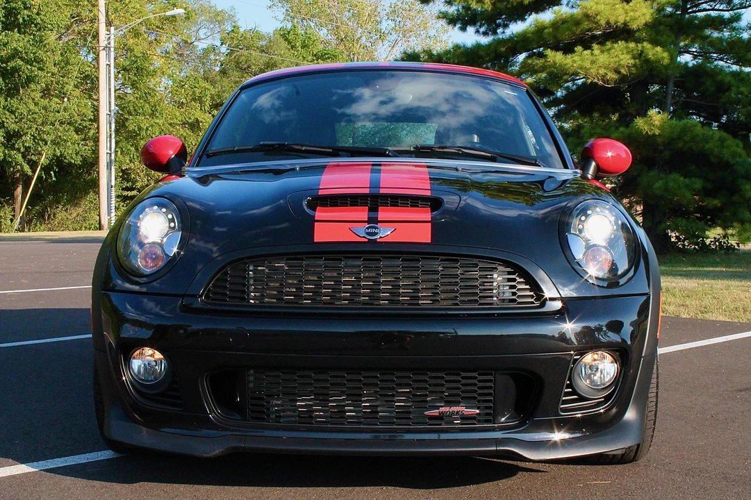2013 Mini Coupe & Roadster - Image 6 of 24