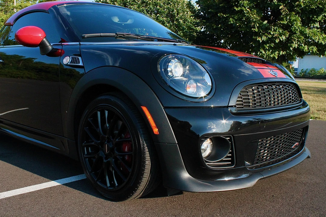 2013 Mini Coupe & Roadster - Image 20 of 24