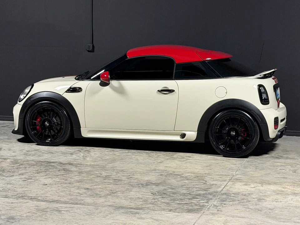 2013 Mini Coupe & Roadster - Image 10 of 31