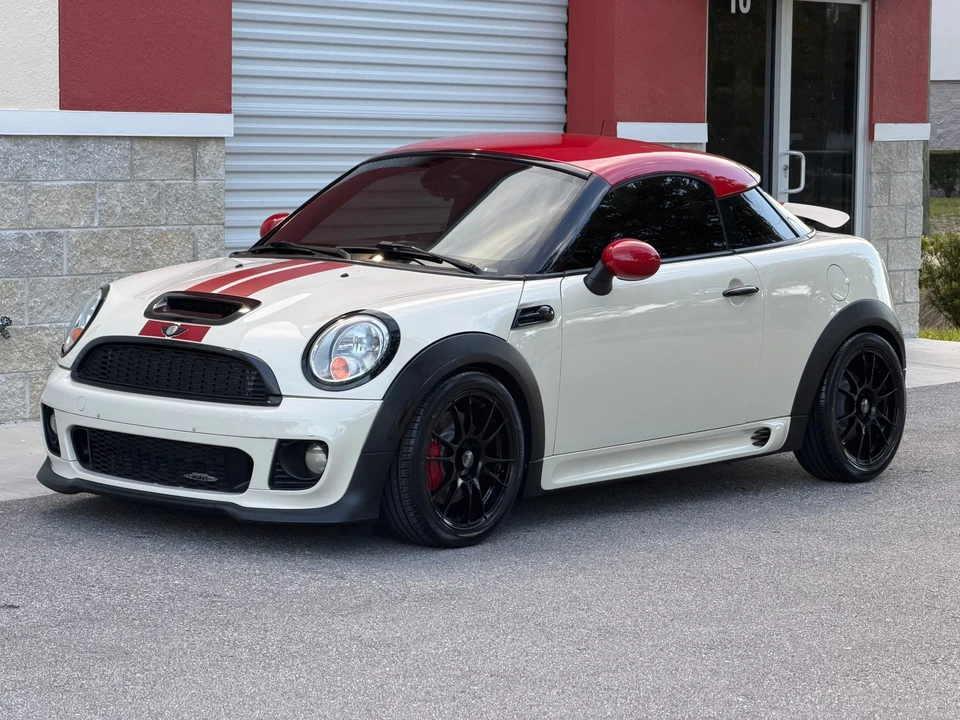 2013 Mini Coupe & Roadster - Image 2 of 31