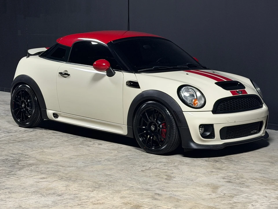 2013 Mini Coupe & Roadster - Image 20 of 31