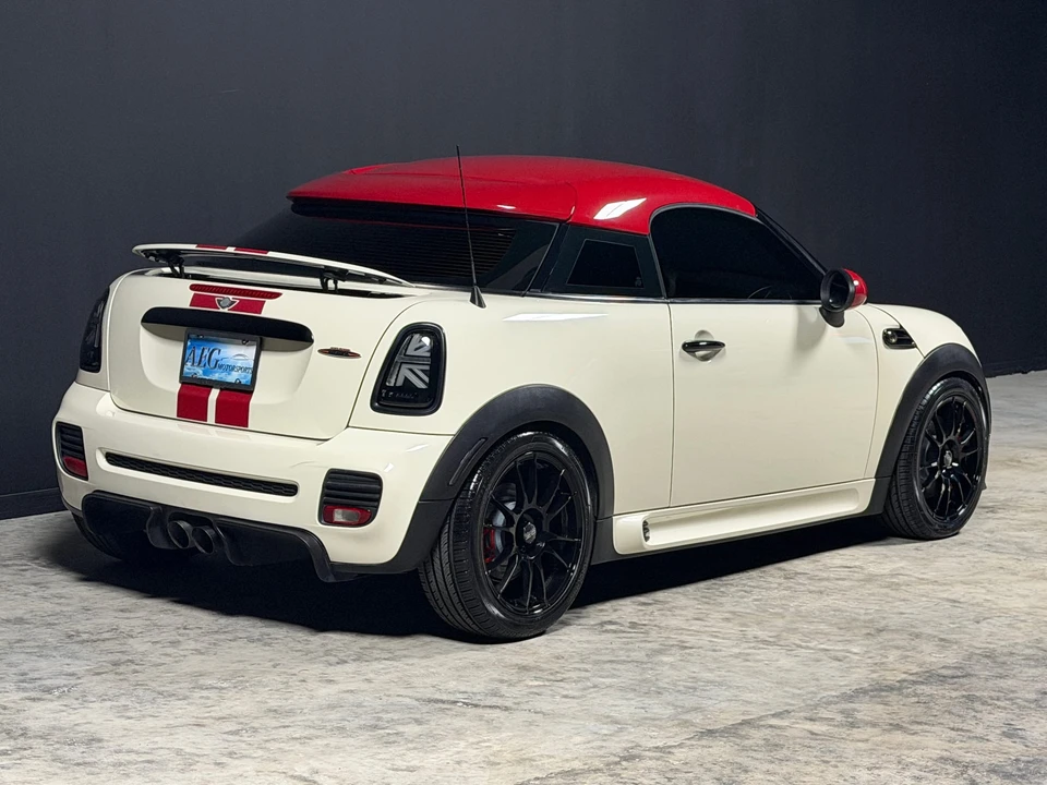 2013 Mini Coupe & Roadster - Image 15 of 31