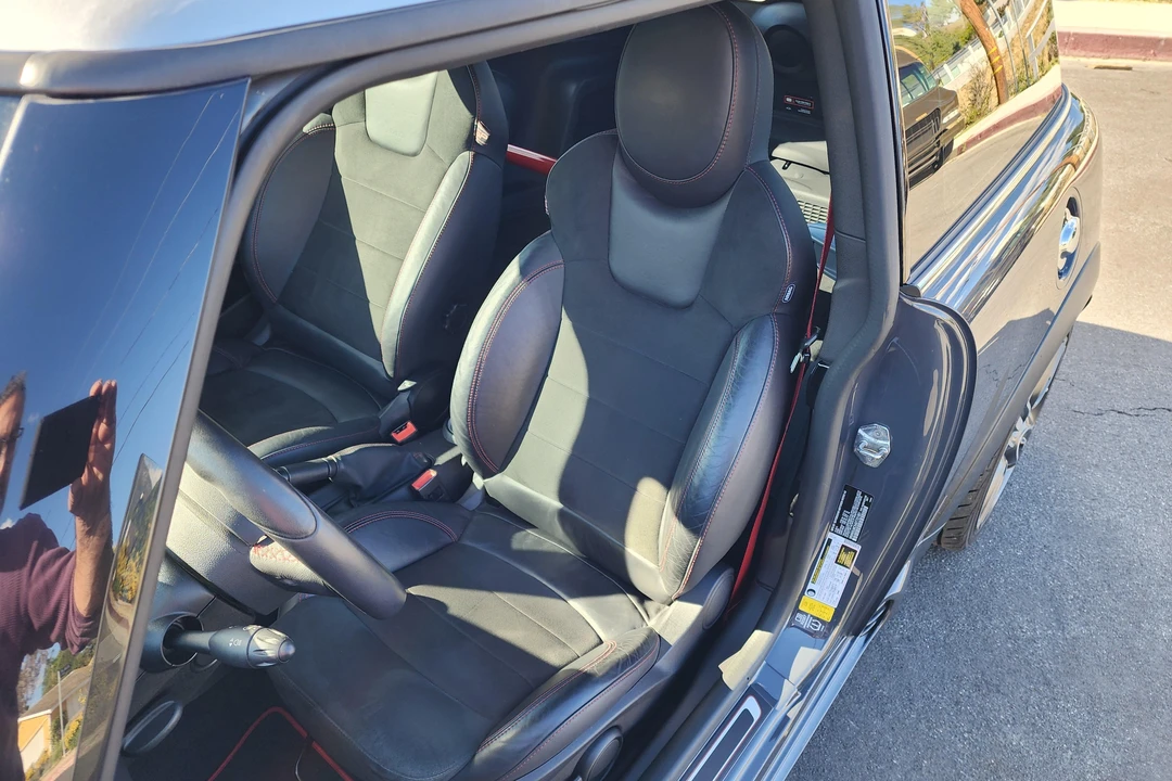 2013 Mini Mini John Cooper Works 2nd Gen - Image 27 of 31