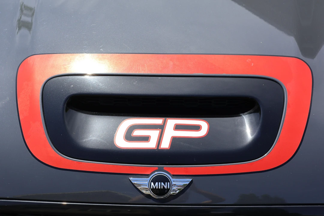 2013 Mini Mini John Cooper Works 2nd Gen - Image 19 of 31