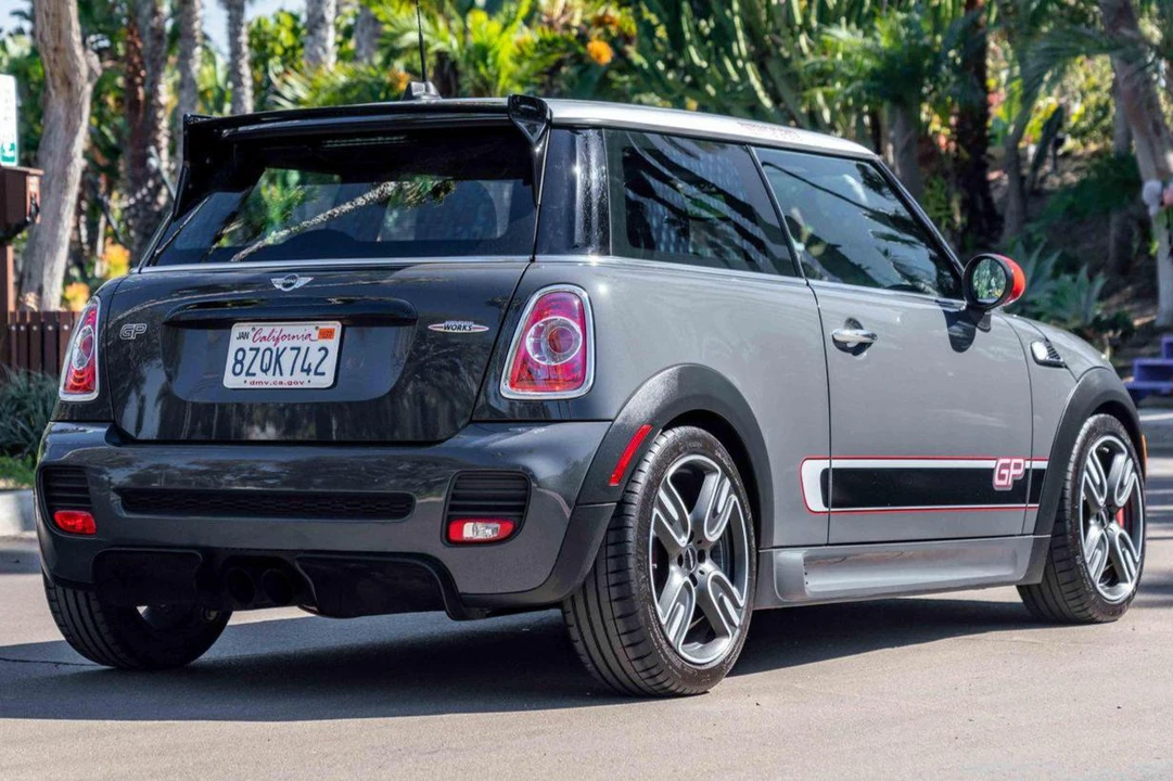 2013 Mini Mini John Cooper Works 2nd Gen - Image 4 of 31
