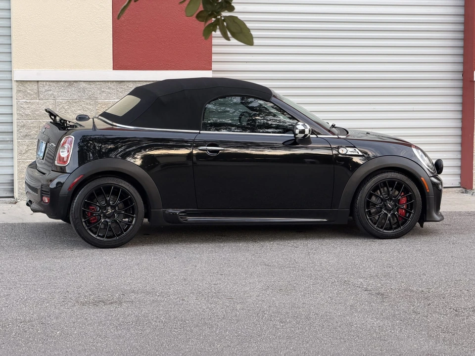 2013 Mini Coupe & Roadster - Image 29 of 31