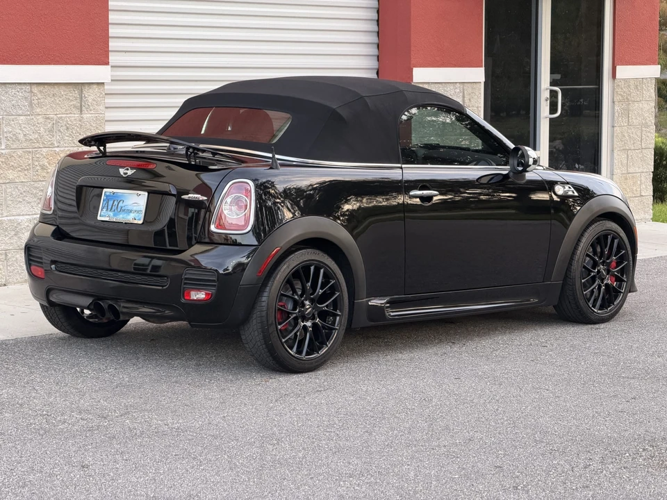 2013 Mini Coupe & Roadster - Image 27 of 31