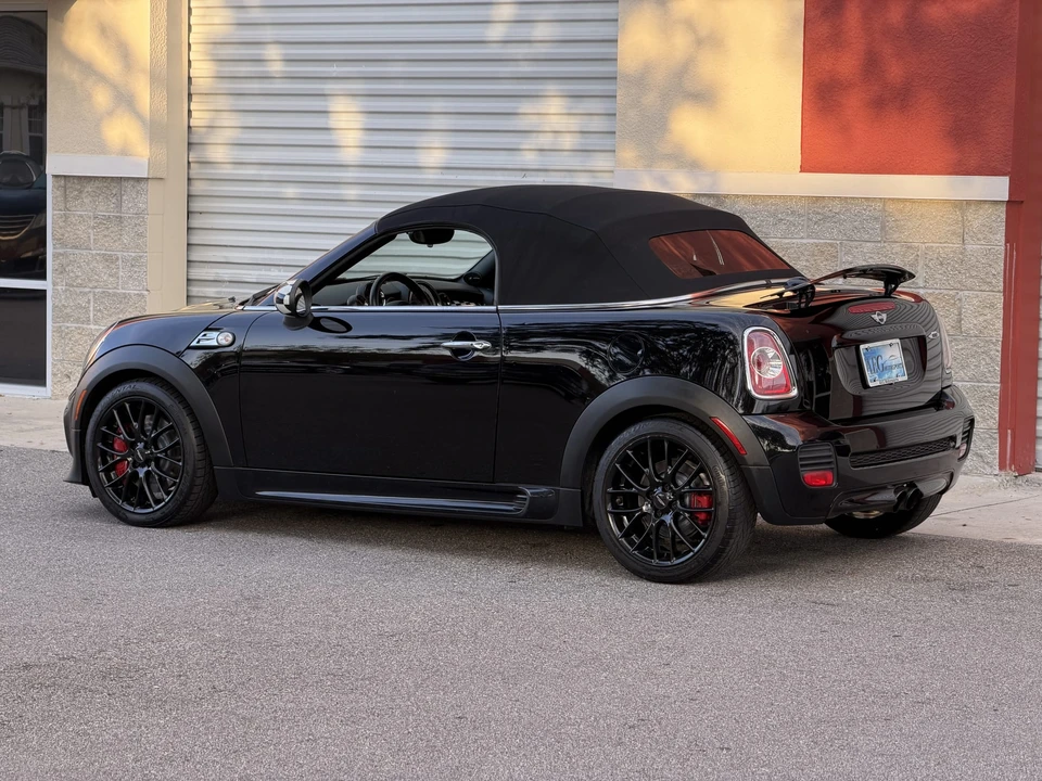2013 Mini Coupe & Roadster - Image 21 of 31