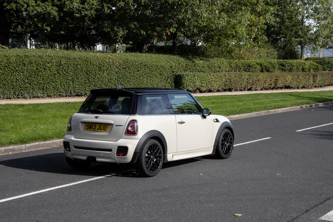 2013 Mini Mini John Cooper Works 2nd Gen - Image 8 of 31