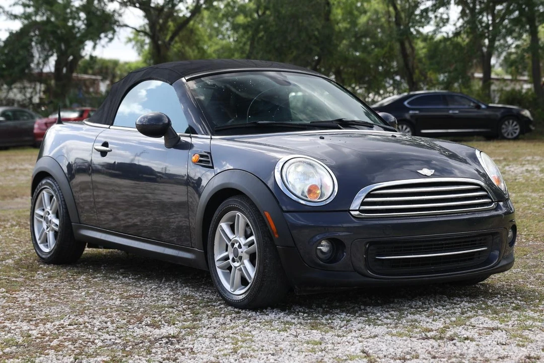 2013 Mini Coupe & Roadster - Image 15 of 21