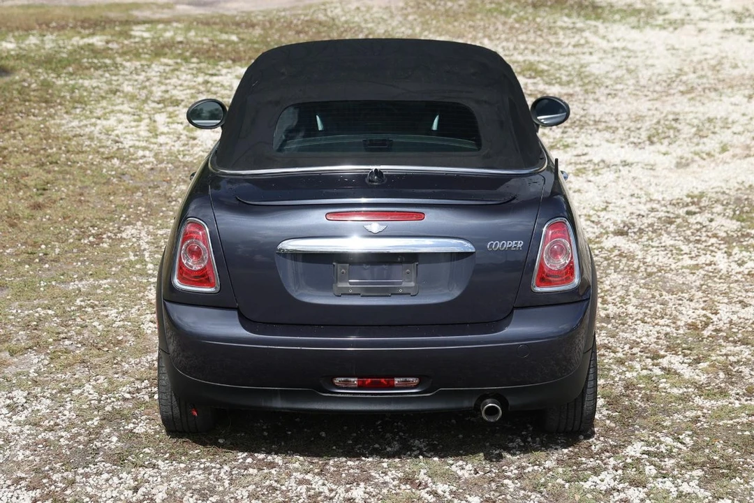 2013 Mini Coupe & Roadster - Image 9 of 21