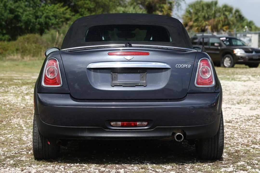2013 Mini Coupe & Roadster - Image 7 of 21