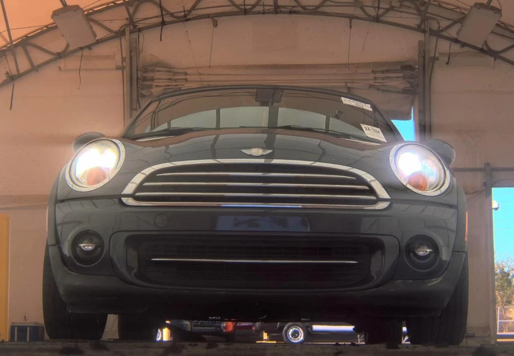 2013 Mini Coupe & Roadster - Image 3 of 16
