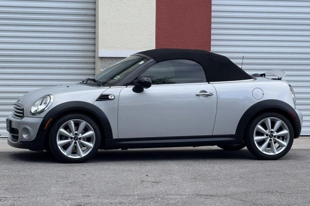 2013 Mini Coupe & Roadster - Image 3 of 8