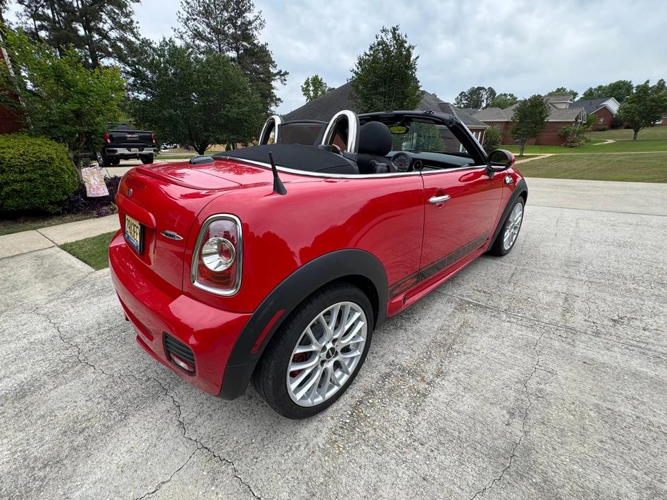 2013 Mini Coupe & Roadster - Image 10 of 31
