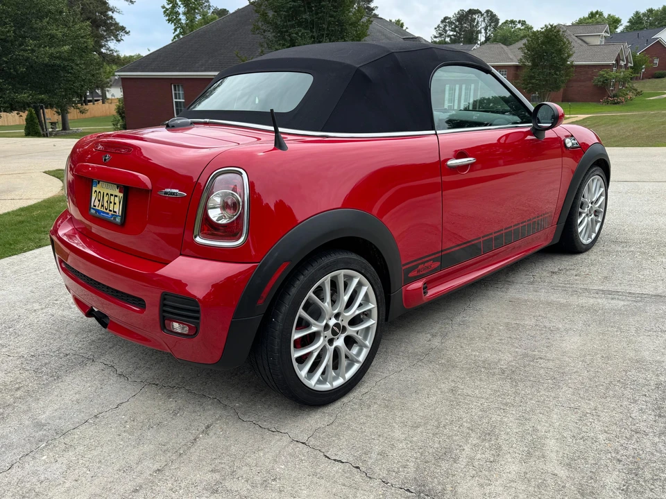 2013 Mini Coupe & Roadster - Image 22 of 31