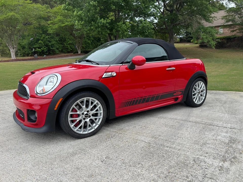 2013 Mini Coupe & Roadster - Image 18 of 31