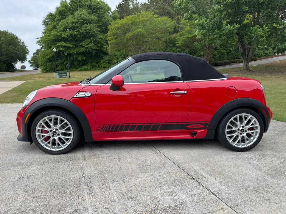 2013 Mini Coupe & Roadster - Image 19 of 31