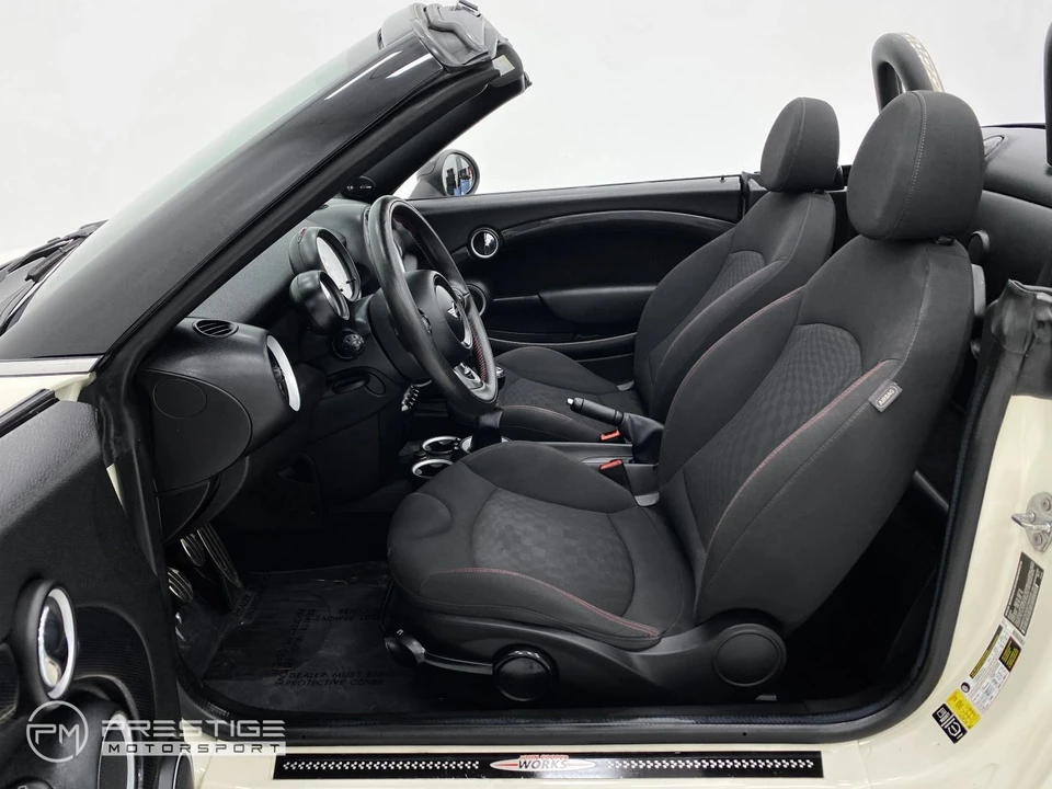 2013 Mini Coupe & Roadster - Image 18 of 31