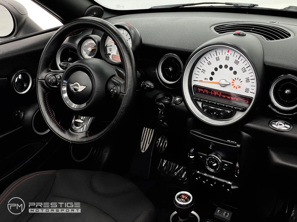 2013 Mini Coupe & Roadster - Image 30 of 31