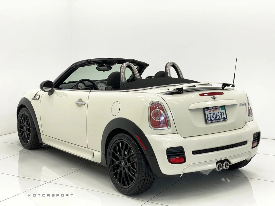 2013 Mini Coupe & Roadster - Image 8 of 31