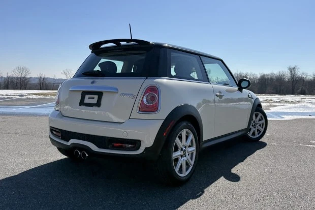 2013 Mini Mini 2nd Gen - Image 2 of 7