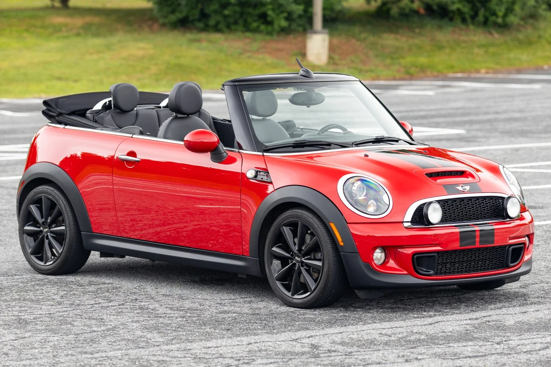 2013 Mini Coupe & Roadster - Image 4 of 31