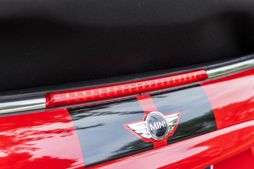 2013 Mini Coupe & Roadster - Image 24 of 31
