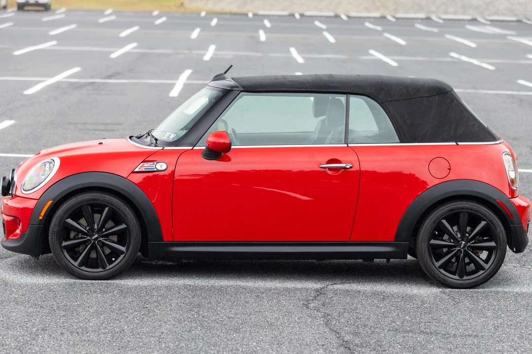 2013 Mini Coupe & Roadster - Image 17 of 31
