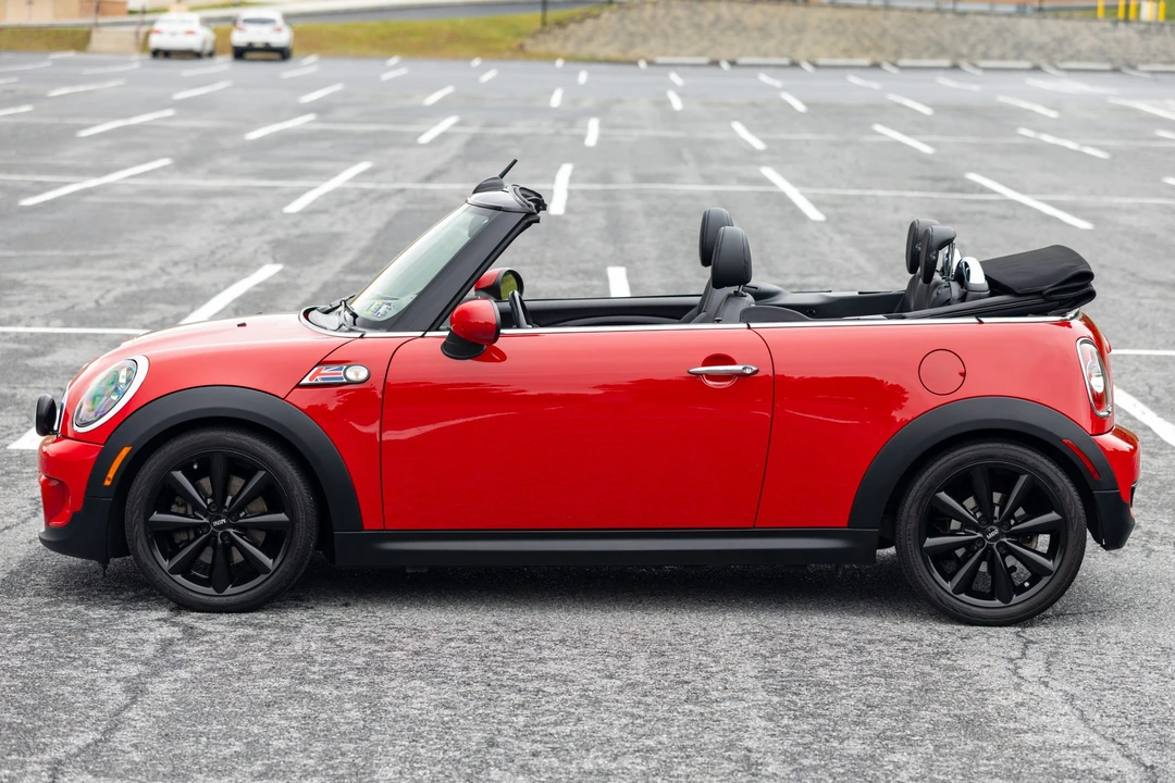 2013 Mini Coupe & Roadster - Image 9 of 31