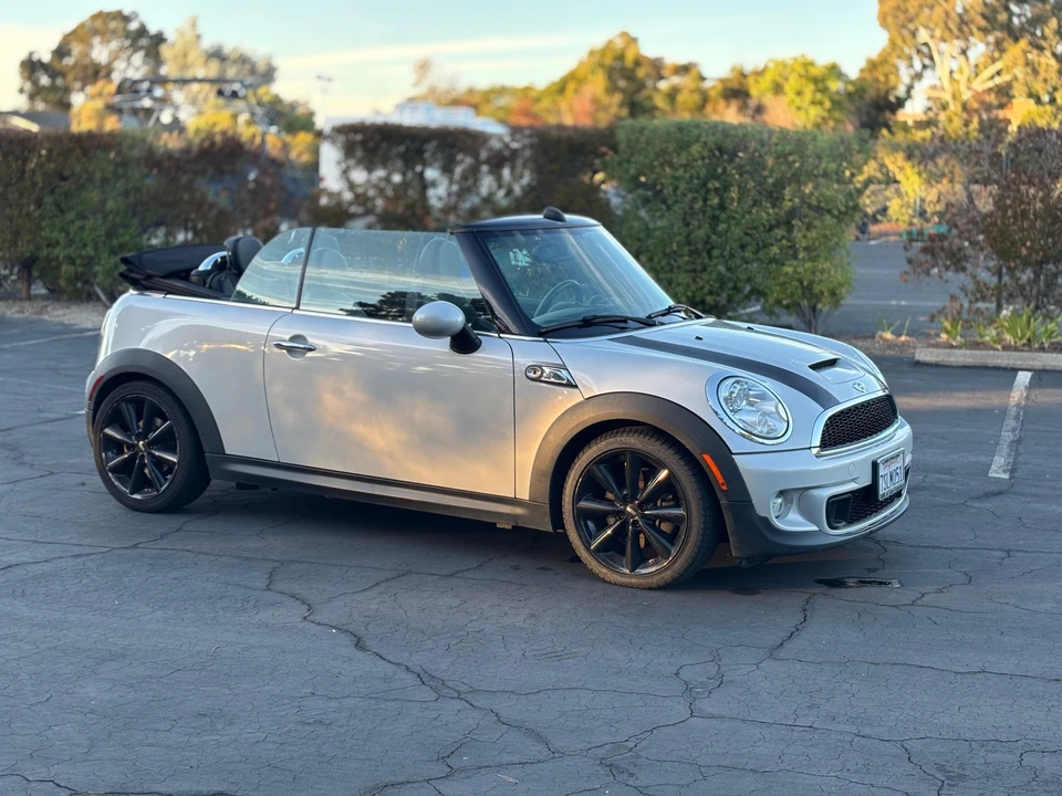 2013 Mini Mini 2nd Gen - Image 22 of 31
