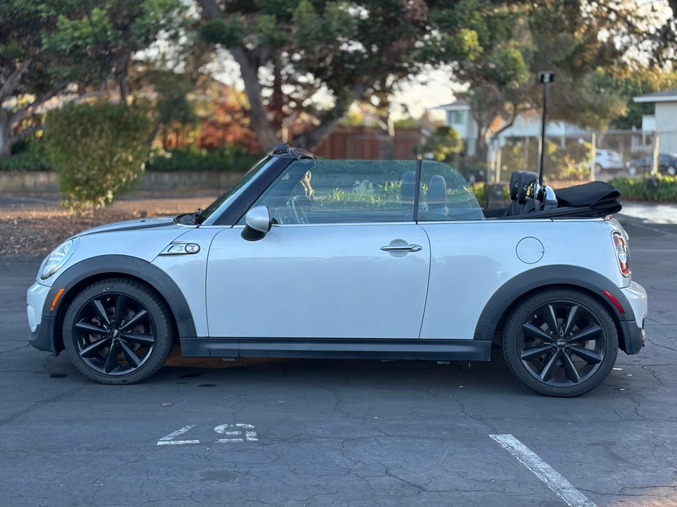 2013 Mini Mini 2nd Gen - Image 10 of 31