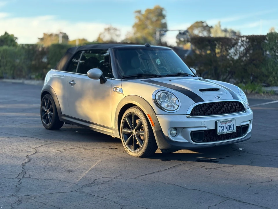 2013 Mini Mini 2nd Gen - Image 23 of 31