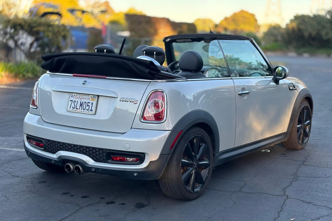 2013 Mini Mini 2nd Gen - Image 4 of 31