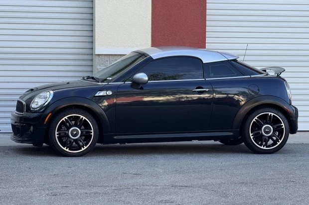 2013 Mini Coupe & Roadster - Image 3 of 7