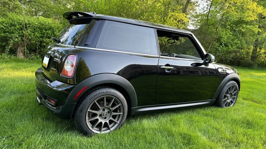 2013 Mini Coupe & Roadster - Image 2 of 10