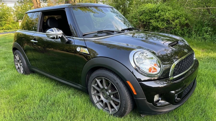2013 Mini Coupe & Roadster - Image 4 of 10
