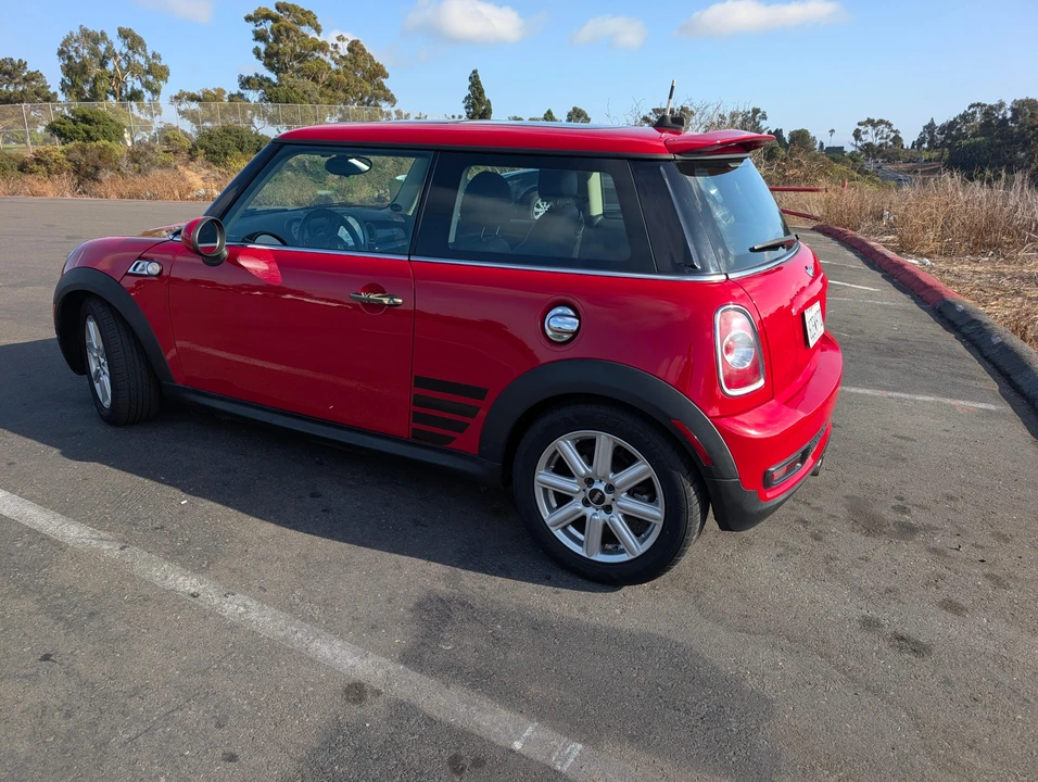 2013 Mini Mini 2nd Gen - Image 12 of 31