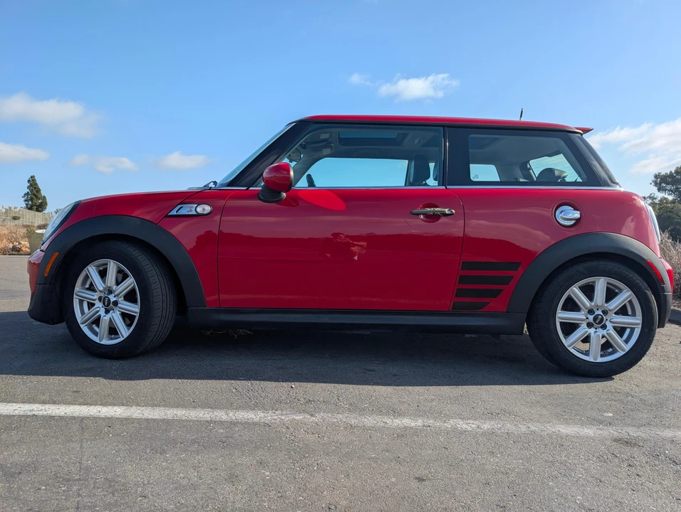 2013 Mini Mini 2nd Gen - Image 11 of 31
