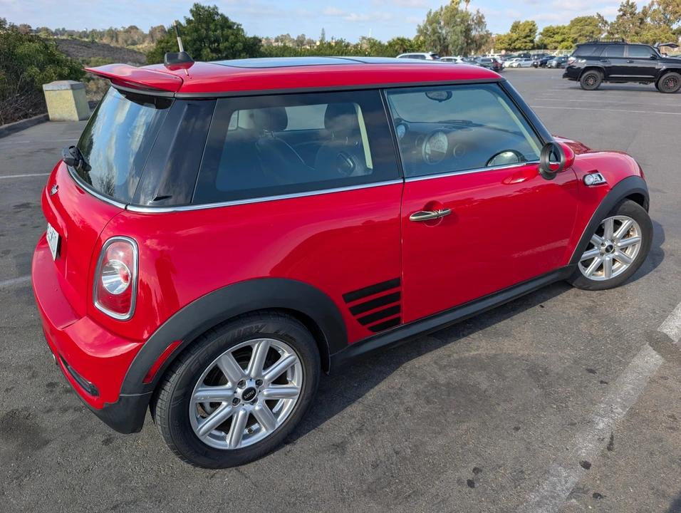 2013 Mini Mini 2nd Gen - Image 14 of 31