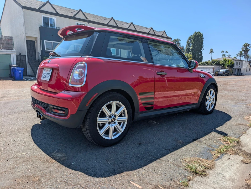 2013 Mini Mini 2nd Gen - Image 16 of 31