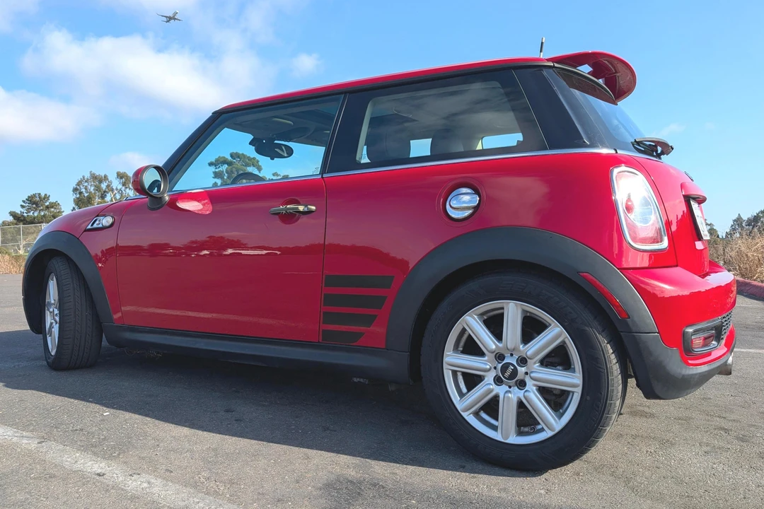 2013 Mini Mini 2nd Gen - Image 4 of 31