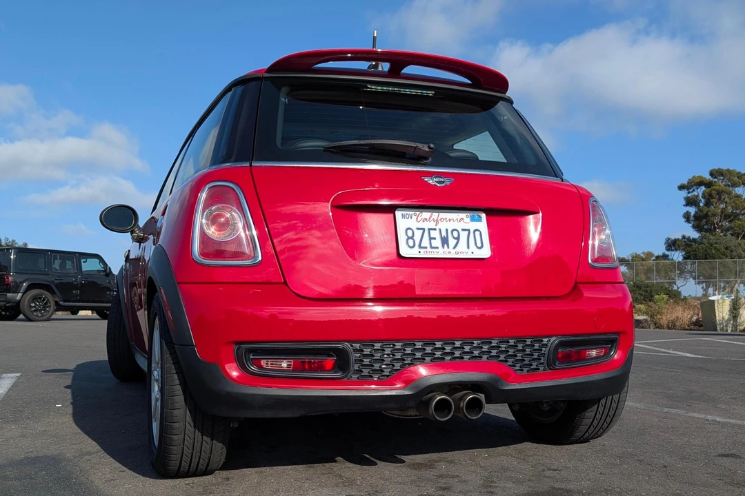 2013 Mini Mini 2nd Gen - Image 5 of 31