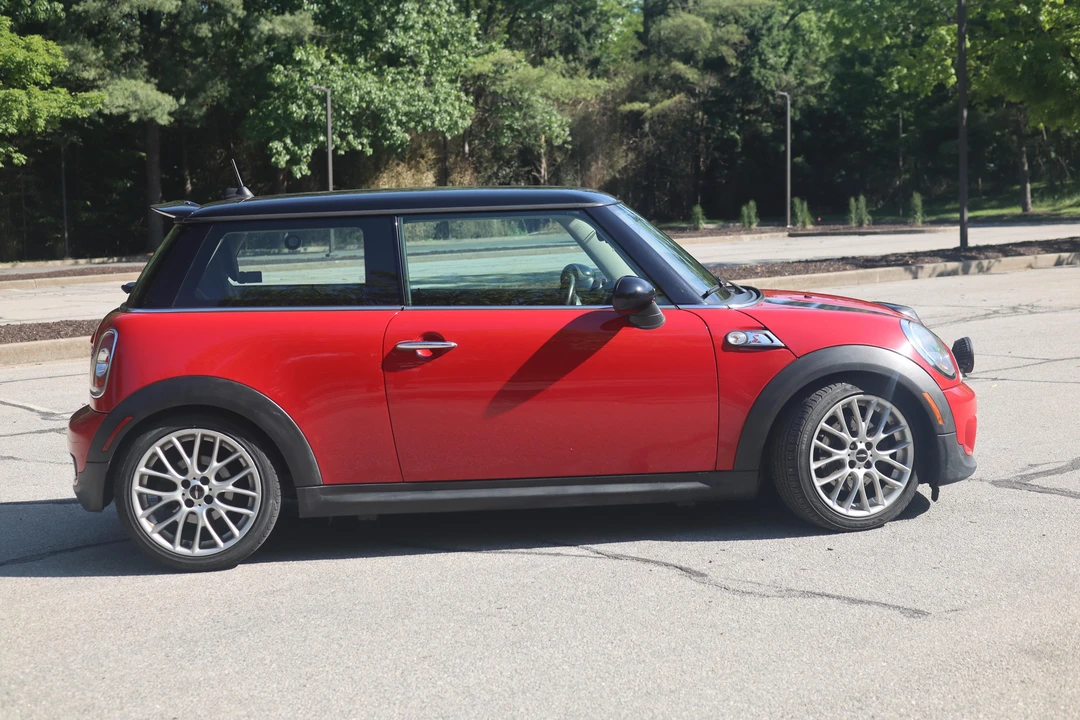 2013 Mini Mini 2nd Gen - Image 16 of 31