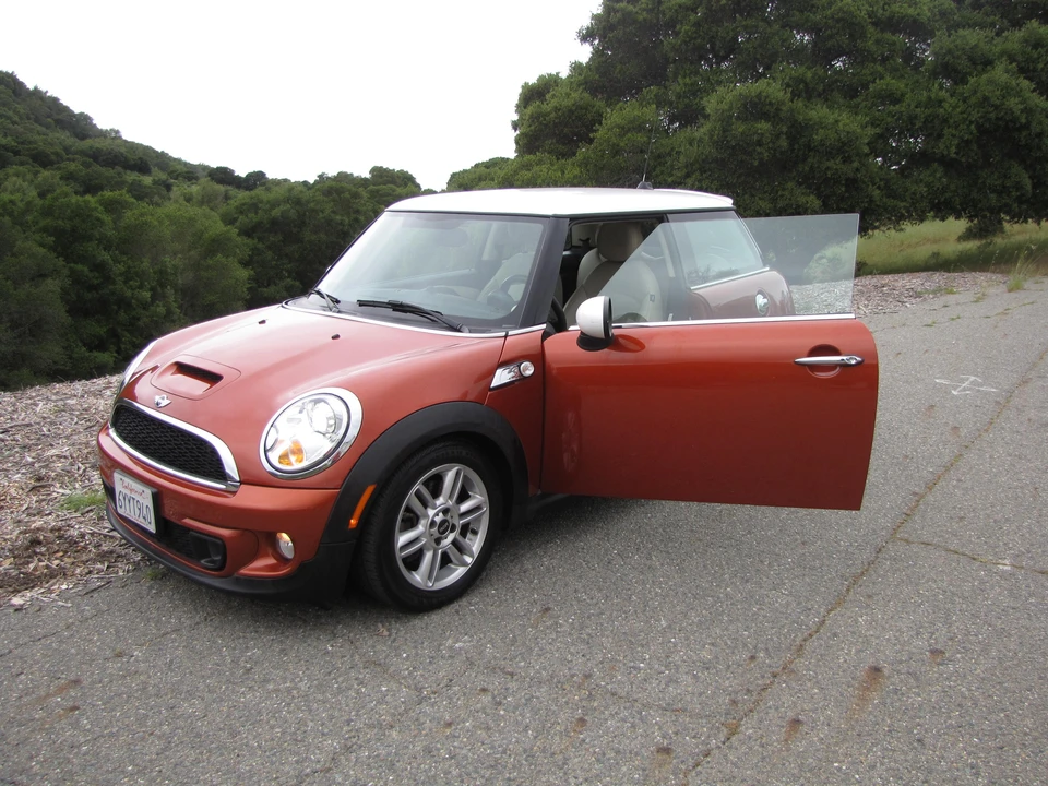 2013 Mini Mini 2nd Gen - Image 24 of 31